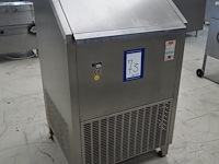 Maja - afbeelding 2 van  9