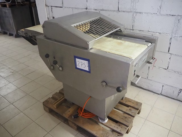 Maja - afbeelding 1 van  12