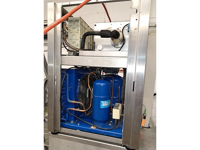 Maja - afbeelding 10 van  12