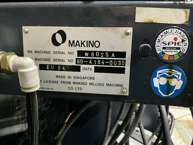 Makino eu 64 edm draadvonkerodeermachine - afbeelding 3 van  13