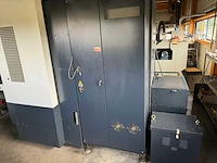 Makino eu 64 edm draadvonkerodeermachine - afbeelding 7 van  13