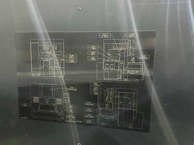 Makino eu 64 edm draadvonkerodeermachine - afbeelding 13 van  13