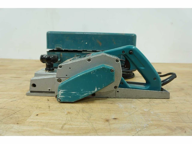 Makita - 1100 - schaafmachine - afbeelding 2 van  6