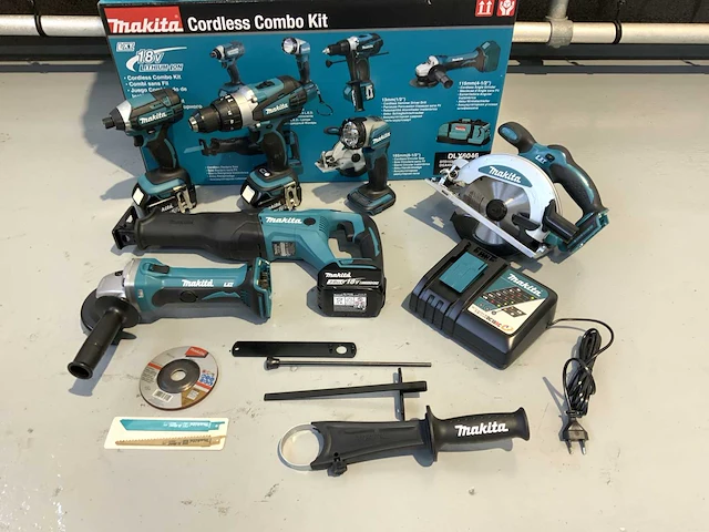 Makita - 18v 3.0 ah cordless combo kit - gereedschapsset - afbeelding 1 van  9