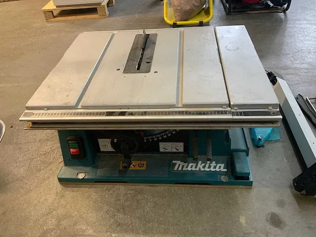 Makita - 2704 - zaagtafel 260mm - 2018 - afbeelding 1 van  9