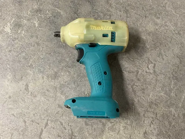 Makita - 3/8" vierkant - btw074z - slagmoersleutel - afbeelding 8 van  11
