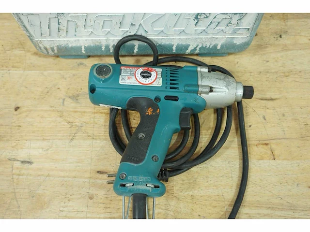 Makita - 6952 - slagmoersleutel - afbeelding 2 van  4