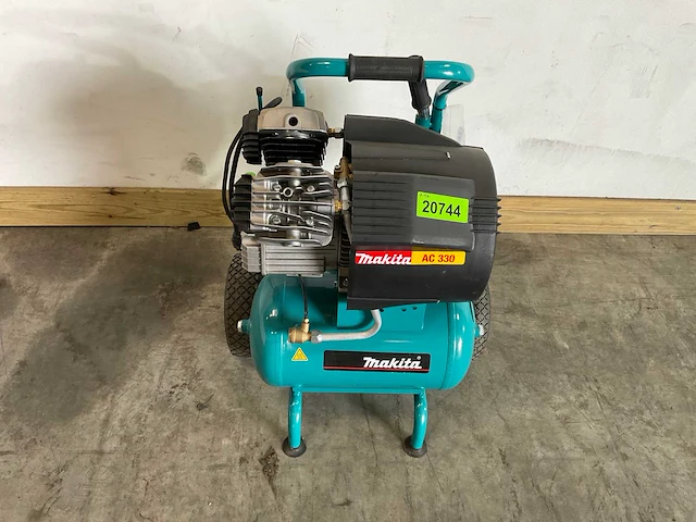 Makita - ac330 - 230 v 10 bar compressor - afbeelding 6 van  7