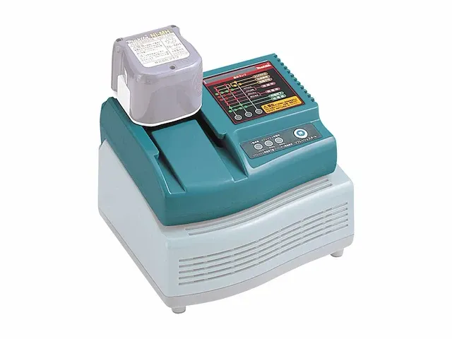 Makita - adp03 - accu reactivator - afbeelding 1 van  5