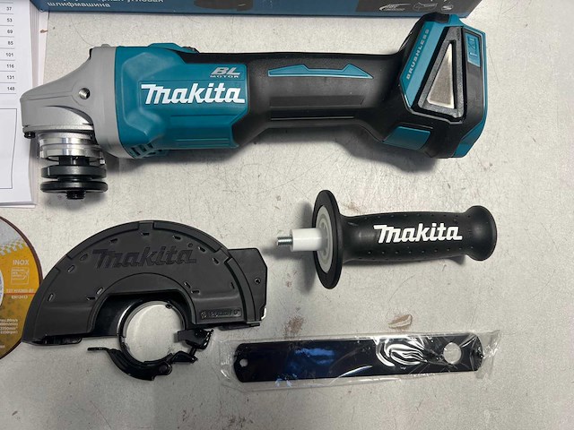 Makita - dga504 - haakse slijpmachine - afbeelding 2 van  4