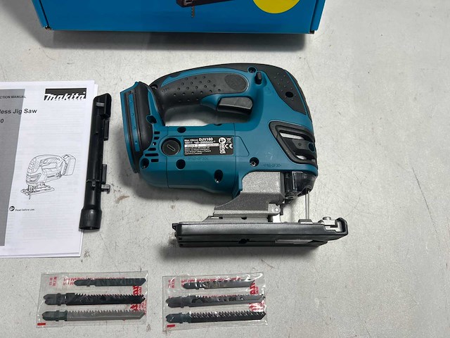 Makita - djv180z - decoupeerzaag - afbeelding 3 van  3