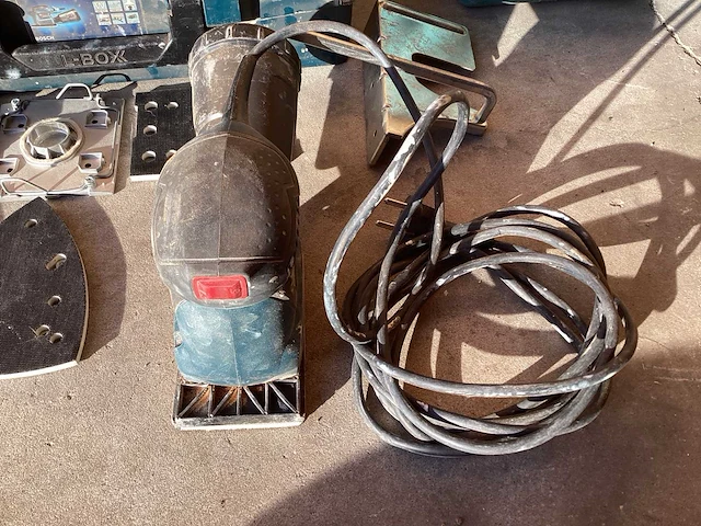Makita - n1923bk - makita schaafmachine en bosch schuurmachine - afbeelding 11 van  15