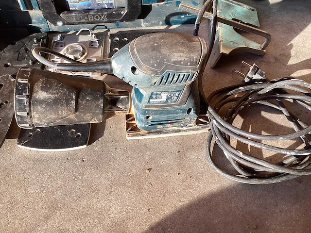Makita - n1923bk - makita schaafmachine en bosch schuurmachine - afbeelding 12 van  15