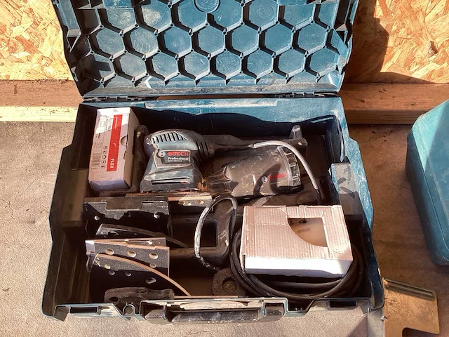 Makita - n1923bk - makita schaafmachine en bosch schuurmachine - afbeelding 14 van  15