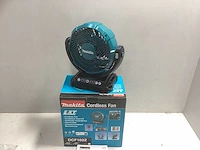 Makita 14,4 v / 18 v ventilator met zwenkfunctie - afbeelding 1 van  3