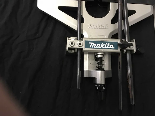 Makita 195136-9 zaaggeleider - afbeelding 2 van  4