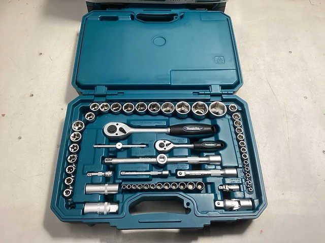 Makita 231-delig handgereedschapset - afbeelding 2 van  3