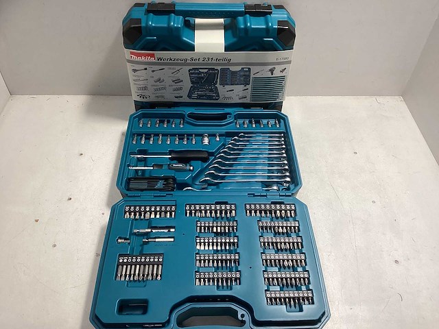 Makita 231-delig handgereedschapset - afbeelding 1 van  3
