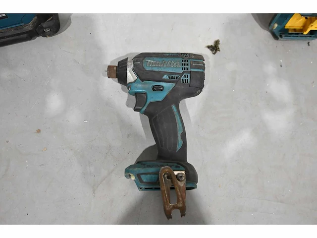 Makita 4-delige 18v accu gereedschapsset - afbeelding 6 van  7