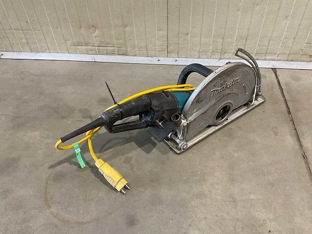 Makita 4114s muurzaagmachine - afbeelding 1 van  4