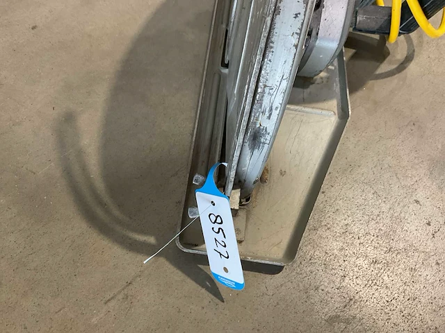 Makita 4114s muurzaagmachine - afbeelding 3 van  4
