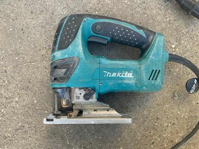 Makita 4350fct decoupeerzaag - afbeelding 1 van  4