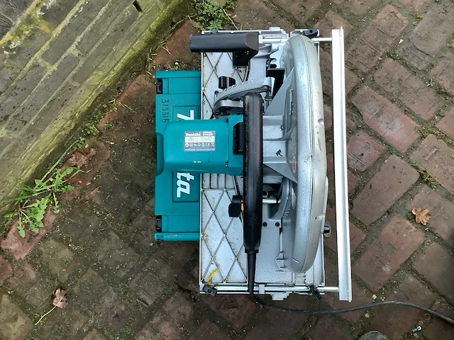 Makita 5143r cirkelzaagmachine - afbeelding 1 van  4