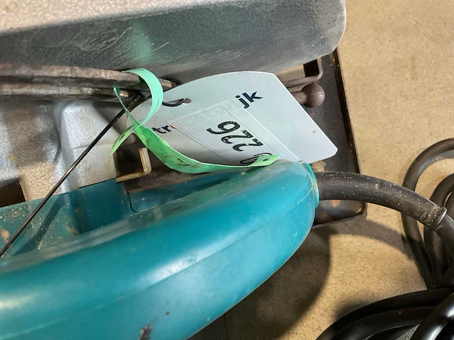 Makita 5900br afkortcirkelzaagmachine - afbeelding 3 van  4