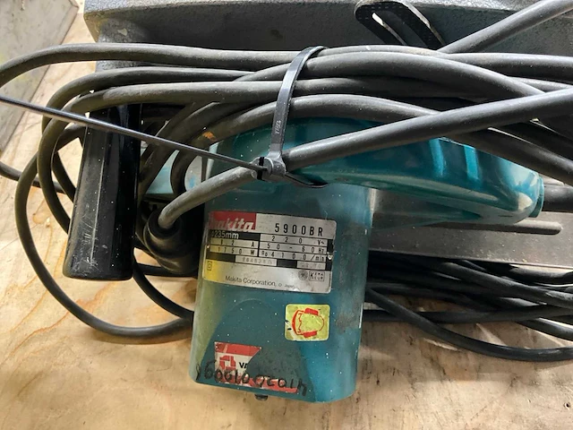 Makita 5900br cirkelzaagmachine - afbeelding 3 van  3