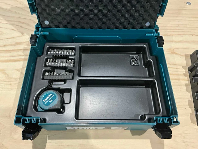 Makita 65-delig gereedschapskoffer - afbeelding 4 van  5