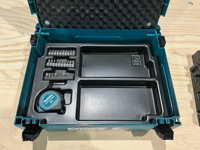 Makita 65-delig gereedschapskoffer - afbeelding 4 van  5