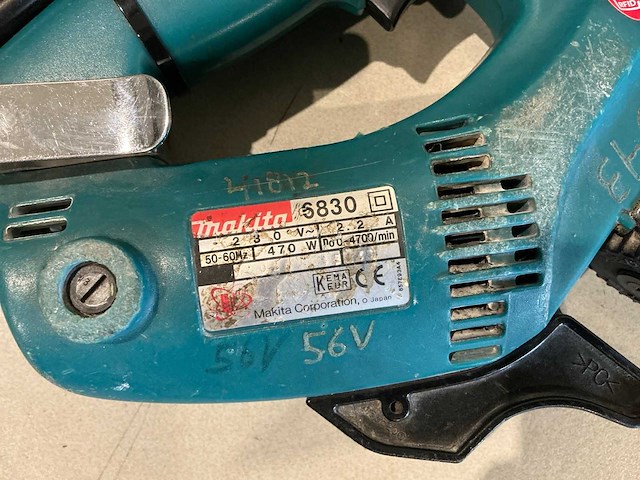 Makita 6830 bandschroefmachine - afbeelding 3 van  3