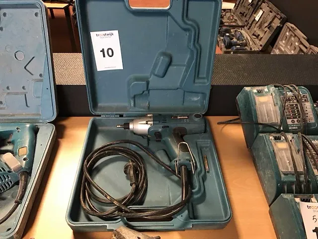 Makita 6952 slagschroefmachine - afbeelding 1 van  5