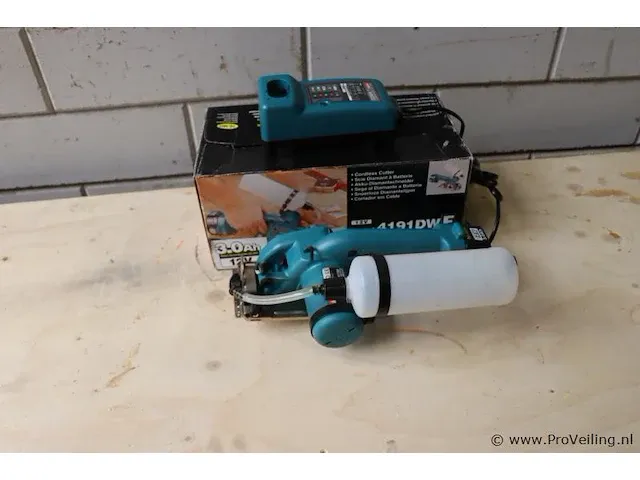 Makita accu-diamantslijper model 4191dwf - afbeelding 1 van  3