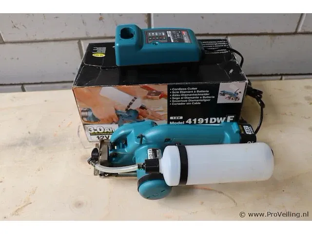 Makita accu-diamantslijper model 4191dwf - afbeelding 3 van  3