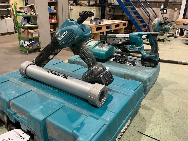 Makita accugereedschap (2x) - afbeelding 1 van  6