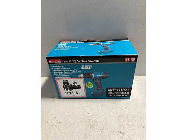 Makita accuschroefmachine ddf453 syx4 18v 2x 1,5 amp - afbeelding 1 van  1