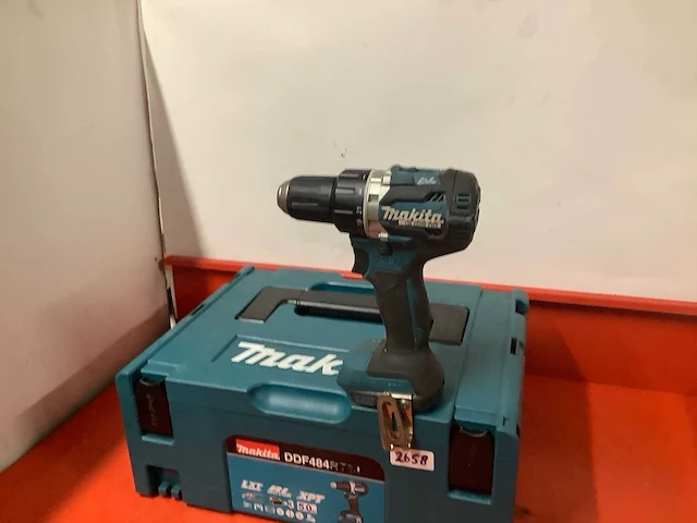 Makita boormachine - afbeelding 1 van  4