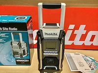 Makita bouwradio op accu - afbeelding 1 van  7