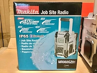 Makita bouwradio op accu - afbeelding 5 van  7