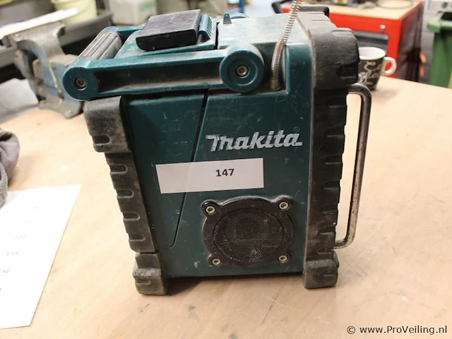 Makita bouwradio - afbeelding 2 van  3