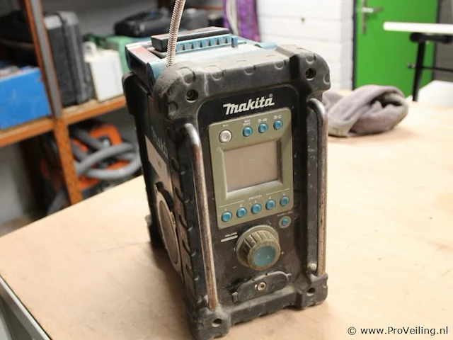 Makita bouwradio - afbeelding 3 van  3