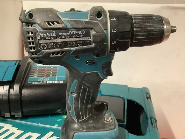 Makita combihamer & boormachine (2x) - afbeelding 4 van  4
