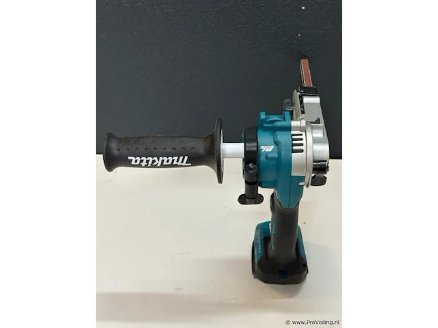 Makita dbs180 18 v li-ion accu stripschuurmachine - afbeelding 3 van  4