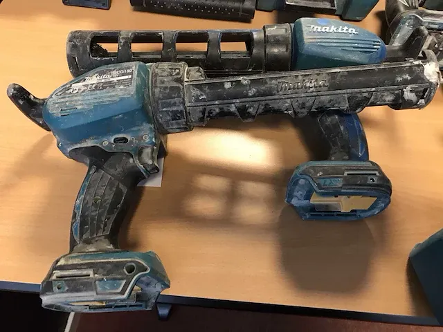 Makita dcg180 kitspuit (2x) - afbeelding 4 van  5