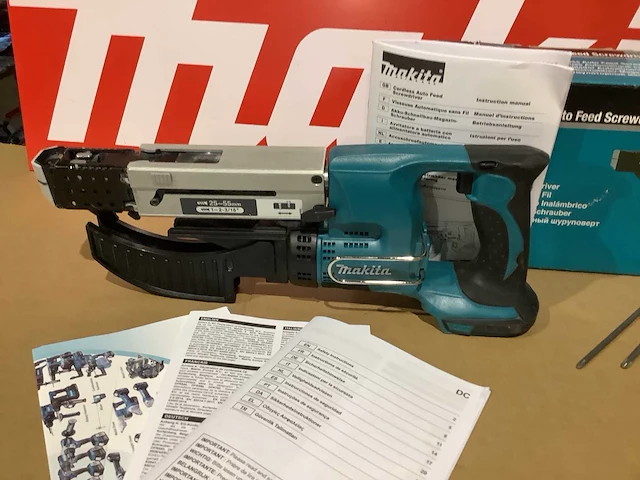 Makita dfr550z accu gipsschroefmachine / bandschroefmachine - afbeelding 2 van  5