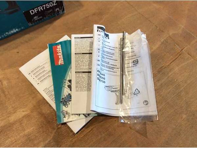 Makita dfr750z accu gipsschroefmachine / bandschroefmachine - afbeelding 5 van  5
