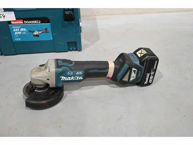 Makita dga 513 18v haakse slijpmachine - afbeelding 1 van  4
