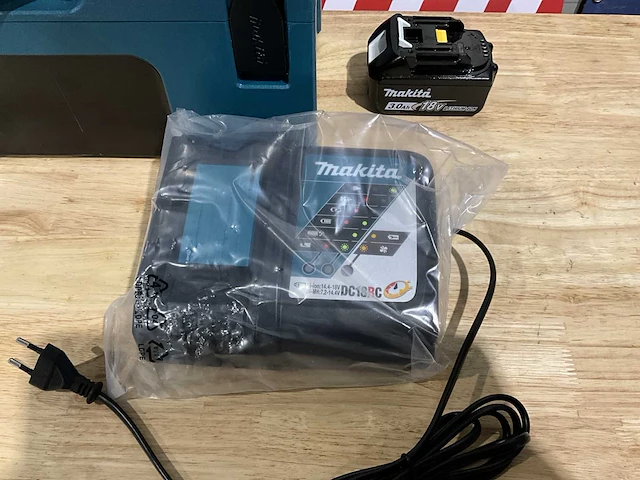 Makita dhp453 18v lxt accu boor- en schroefmachine set - afbeelding 6 van  7