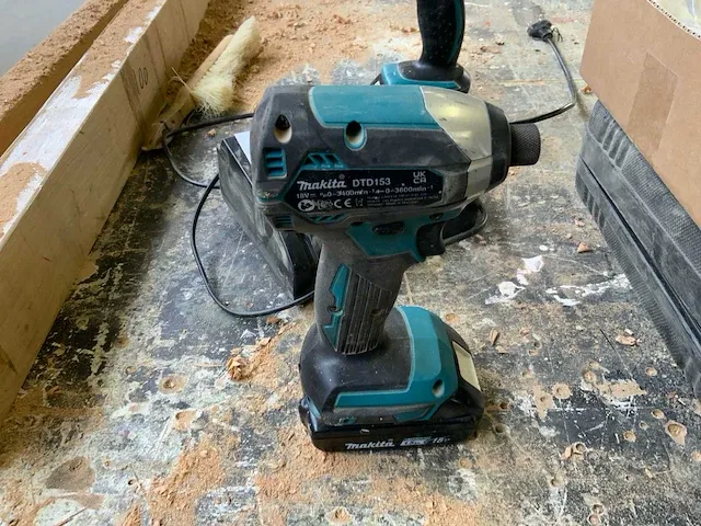Makita dhp453 boormachine en slagschroef machine (2x) - afbeelding 6 van  8